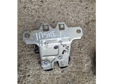 Brava gepeka limuzina za Opel Insignia