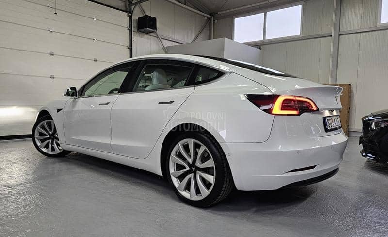 Tesla Model 3 Long Range