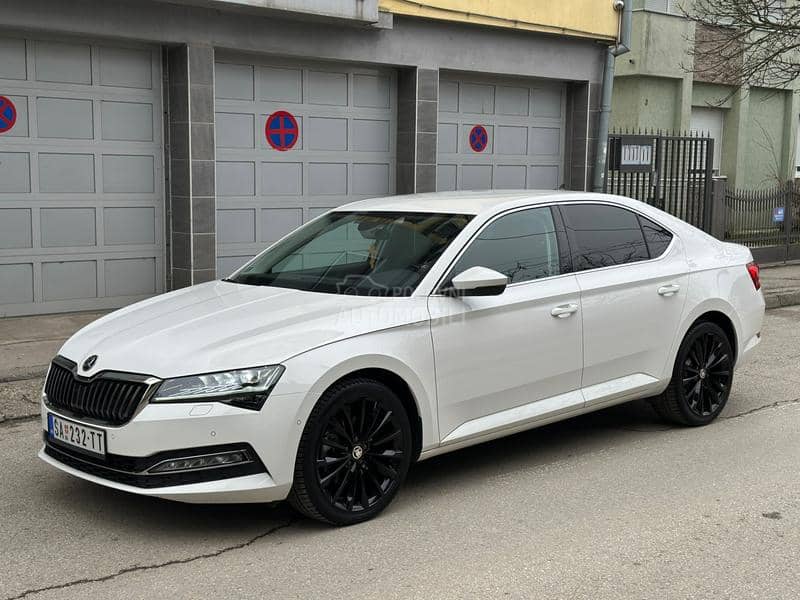 Škoda Superb STYLE MATRIX VIRTUAL