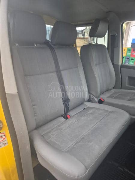 Volkswagen Transporter T5 2.0 TDI