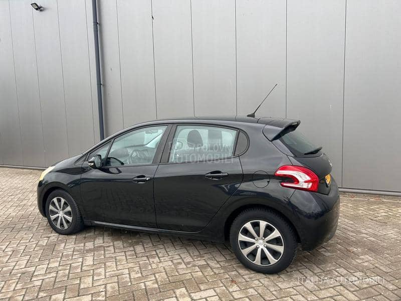 Peugeot 208 1.4HDI AUTO-MATIK