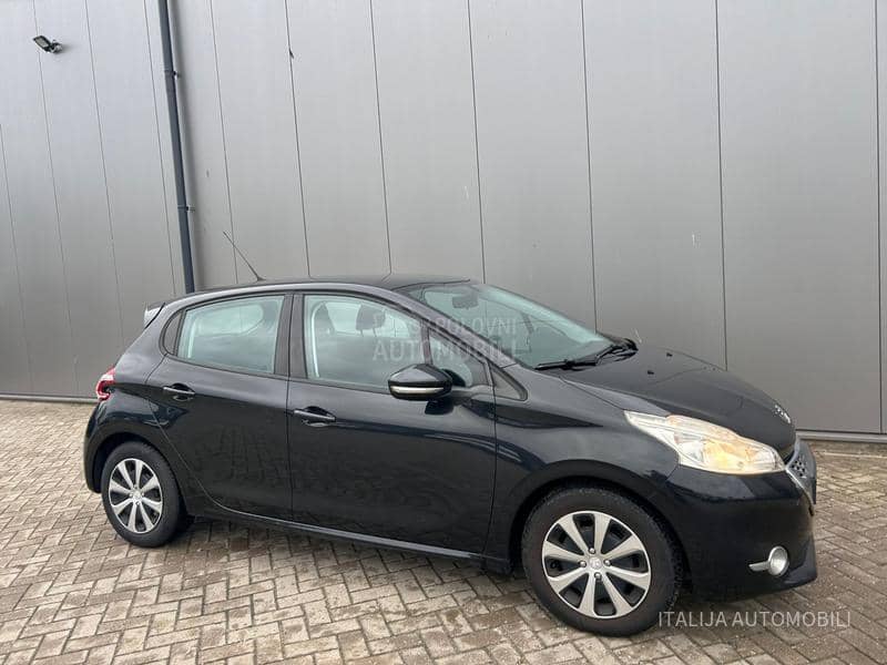 Peugeot 208 1.4HDI AUTO-MATIK