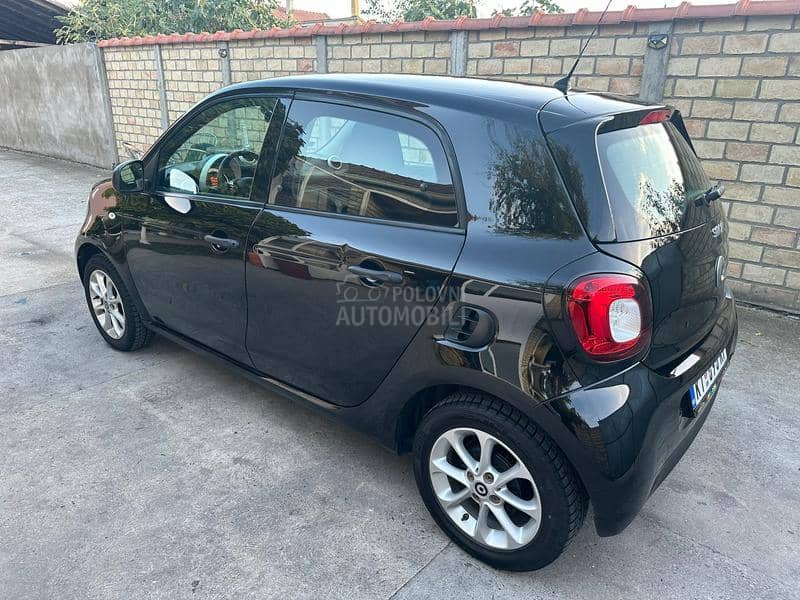 Smart ForFour 1.0