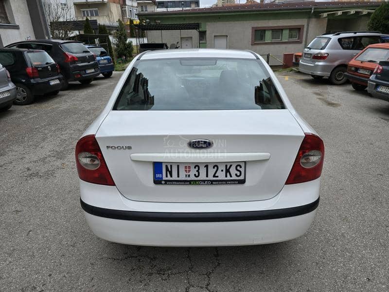 Ford Focus 1.6 VREDI POGLEDATI