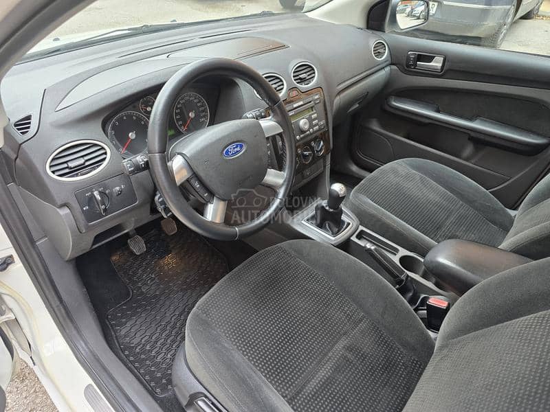 Ford Focus 1.6 VREDI POGLEDATI