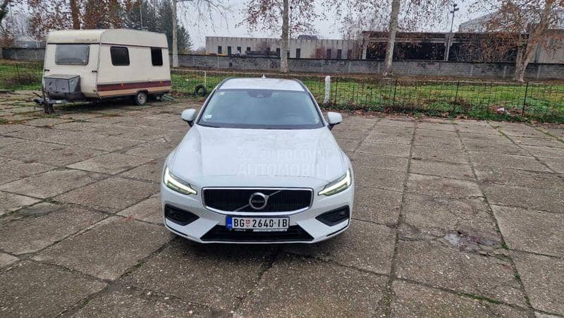 Volvo V60 2,0 d vitrual  Nov