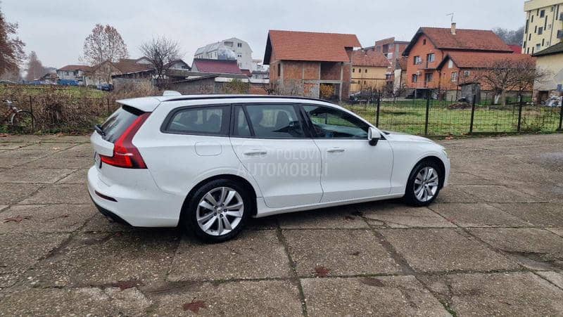 Volvo V60 2,0 d vitrual  Nov