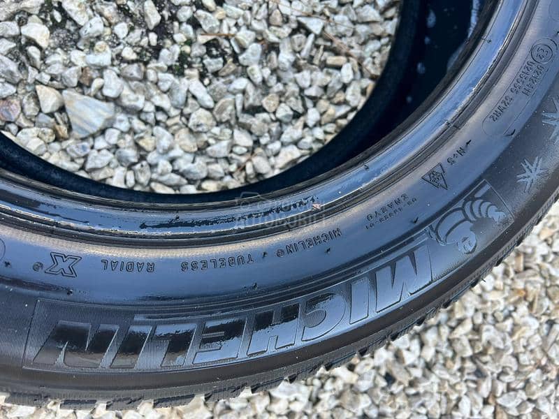 Michelin 215/60 R17 Zimska