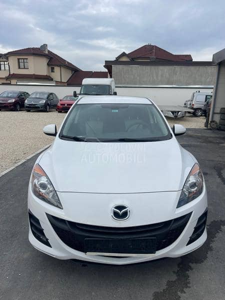 Mazda 3 1,6 d perla