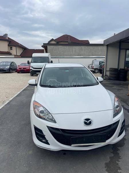 Mazda 3 1,6 d perla