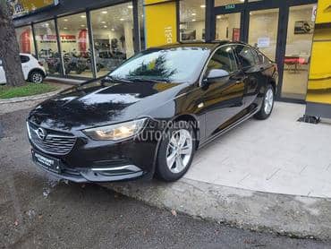 Opel Insignia INNOVATION 2.0D AT8