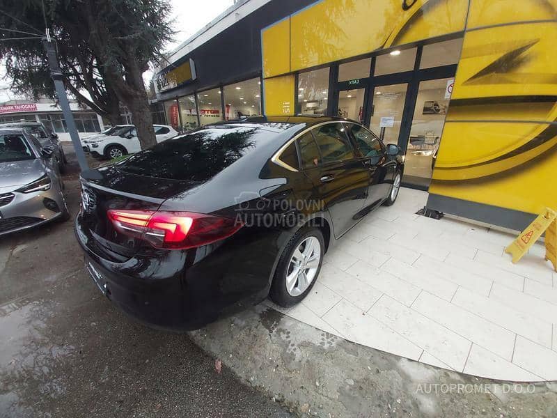 Opel Insignia INNOVATION 2.0D AT8