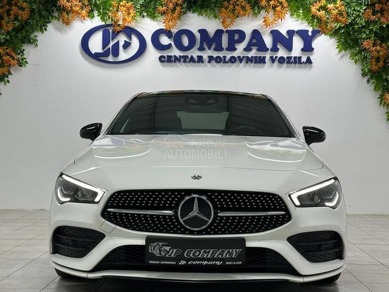 Mercedes Benz CLA 200 AMG LINE PAN AMB