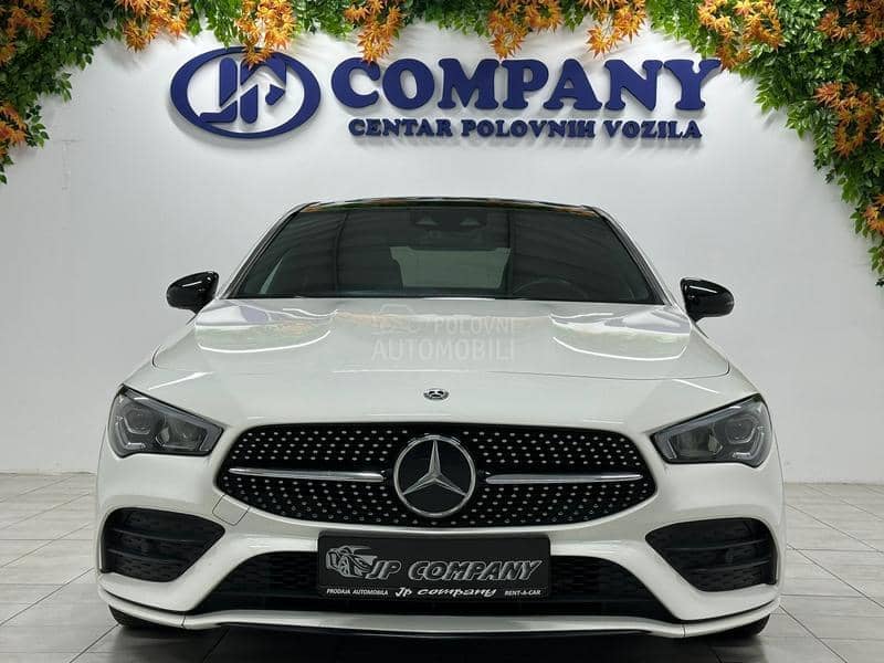 Mercedes Benz CLA 200 AMG LINE PAN AMB