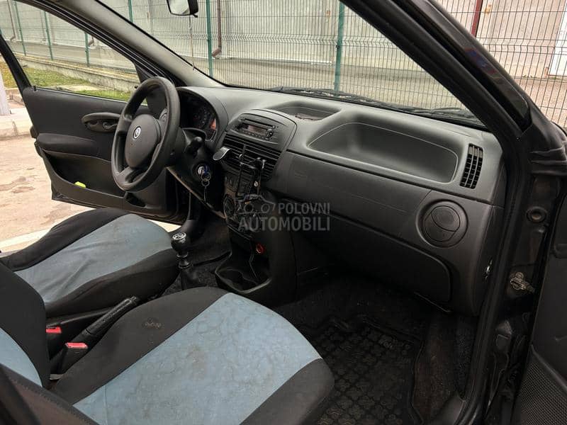 Fiat Punto 1.2 8v