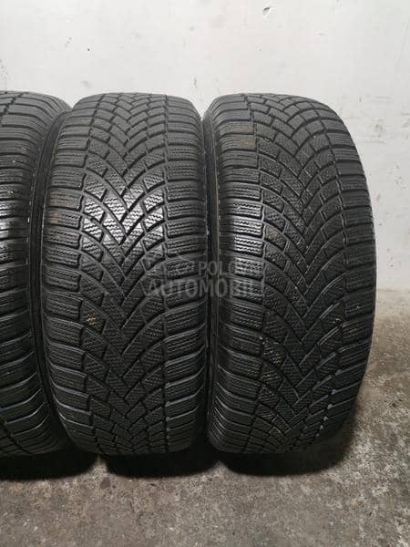 Bridgestone 235/60 R18 Zimska