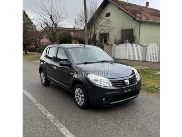 Dacia Sandero 1.4 LAUREATE