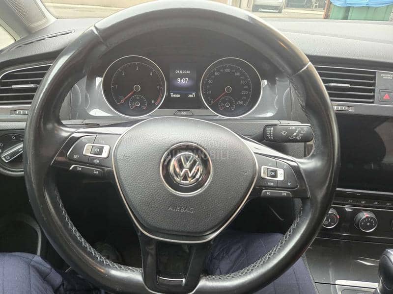 Volkswagen Golf 7 dsg 1,6 tdi