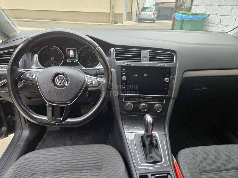 Volkswagen Golf 7 dsg 1,6 tdi