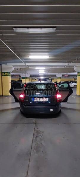 Volvo V50 2.0