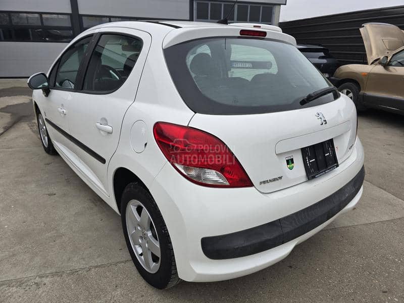 Peugeot 207 1.4 CH