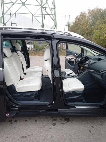 Ford Grand C-Max titanium plus