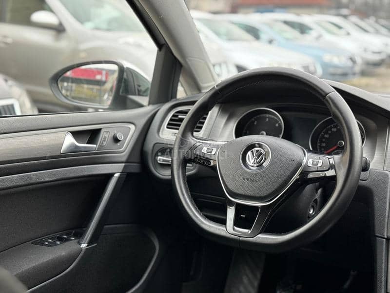 Volkswagen Golf 7 