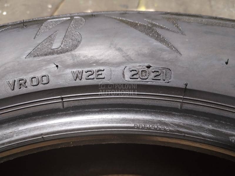 Bridgestone 225/55 R18 Zimska