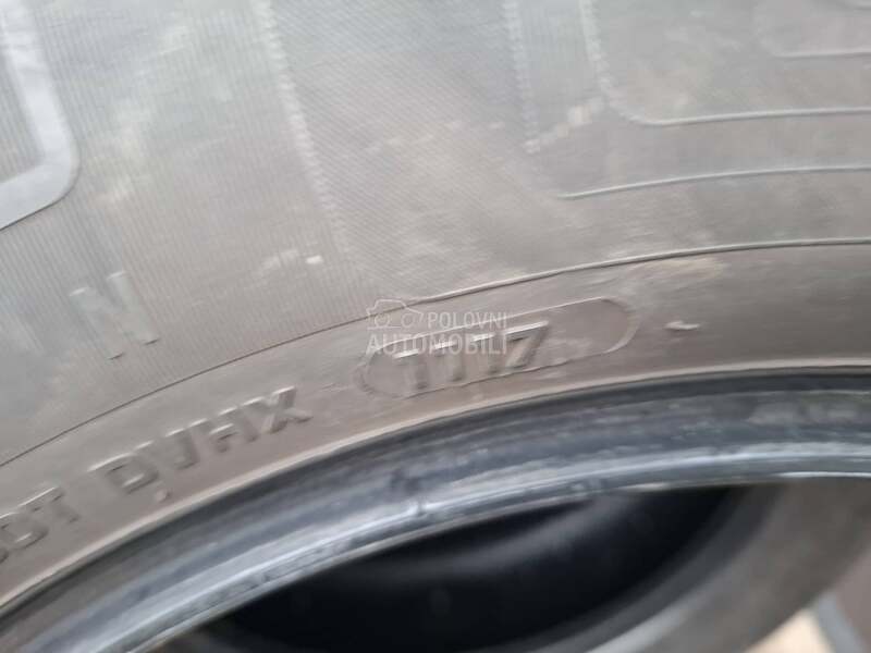 Vredestein 215/60 R16 Letnja