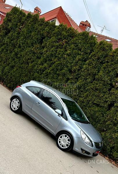 Opel Corsa D ENJOY CH