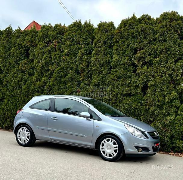 Opel Corsa D ENJOY CH