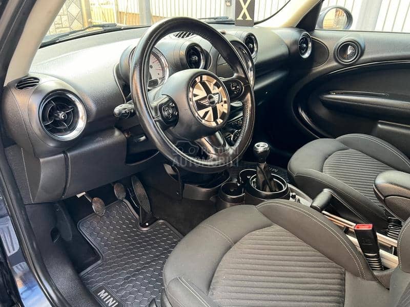 MINI Countryman 1.6D 4x4 NOV CH