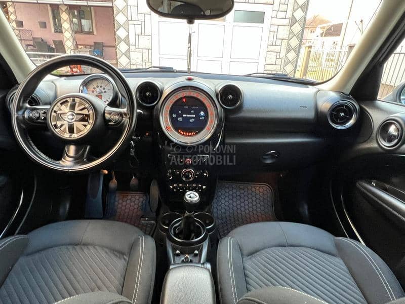 MINI Countryman 1.6D 4x4 NOV CH