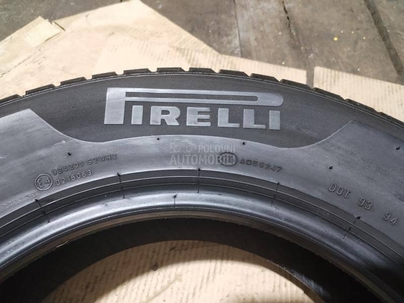 Pirelli 215/60 R16 Zimska