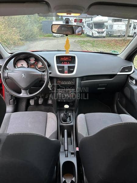 Peugeot 207 1.4i