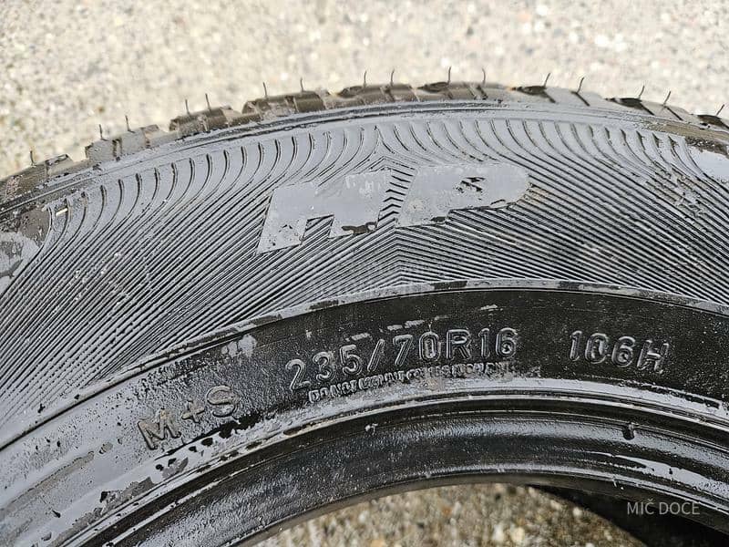 Goodyear 225/70 R16 Sve sezone