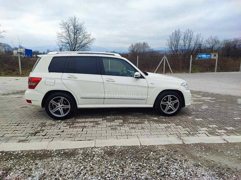 Mercedes Benz GLK 250 4MATIC BLUEEFF