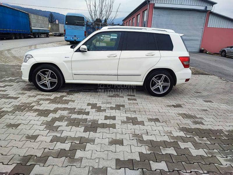 Mercedes Benz GLK 250 4MATIC BLUEEFF