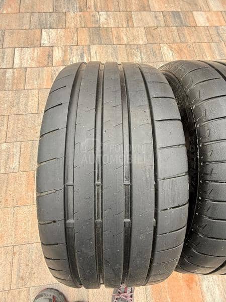 Bridgestone 225/40 R18 Letnja