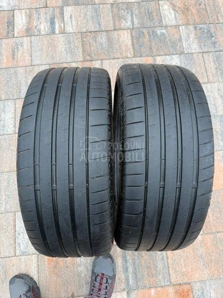 Bridgestone 225/40 R18 Letnja