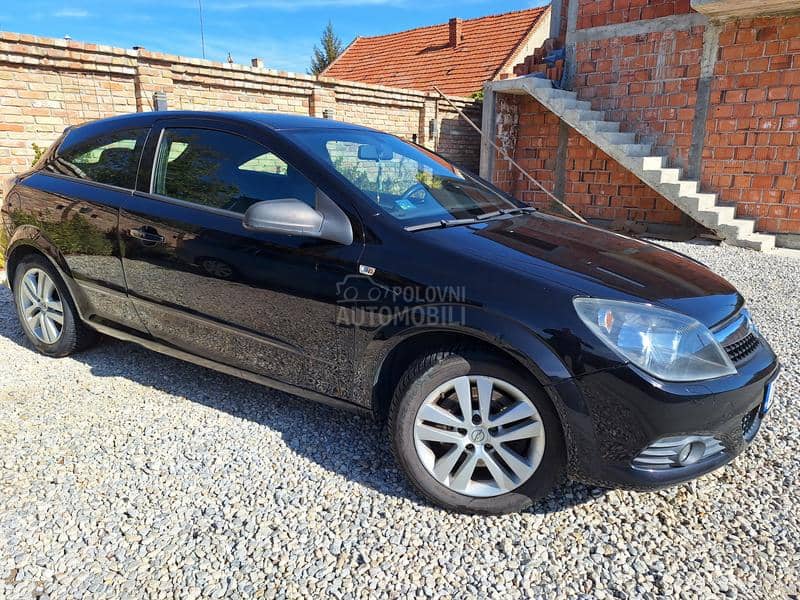 Opel Astra H 1.9 CDTI GTC