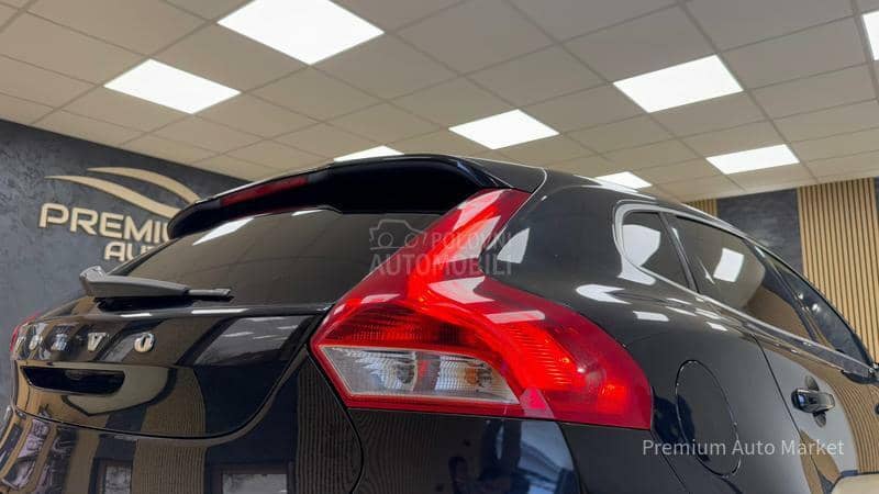 Volvo V40 1.6D/R-DESIGN/AUT/