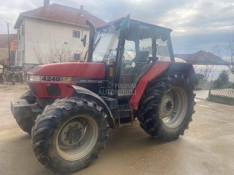 Case IH 4240