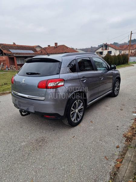 Peugeot 4008 1.6hdi 4x4 ALLURE