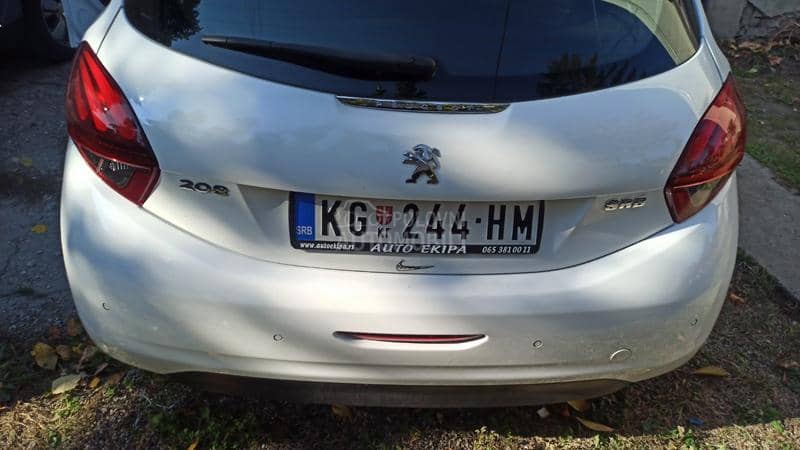 Peugeot 208 1.6 hdi