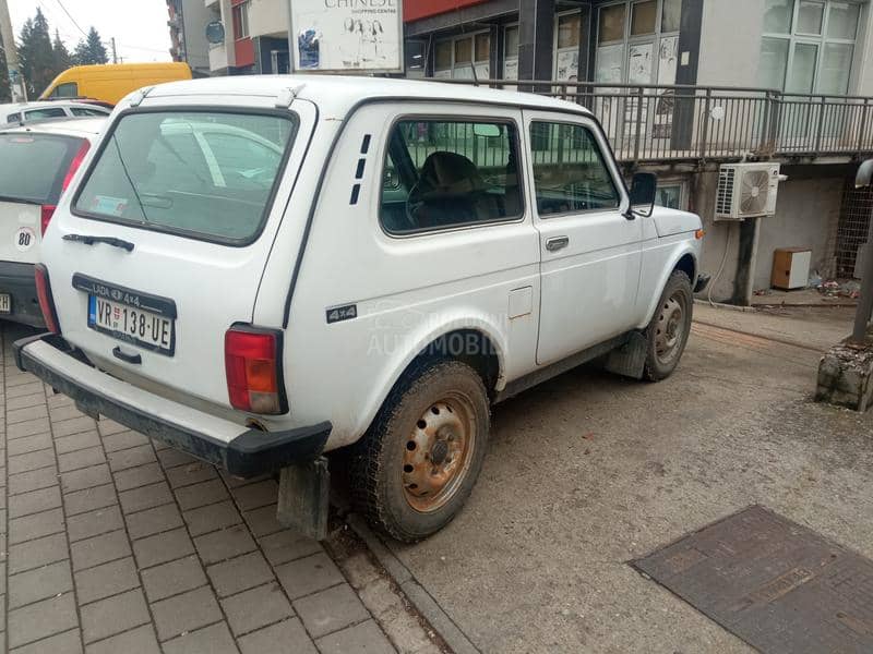 Lada Niva 