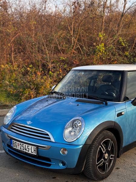 MINI Cooper 