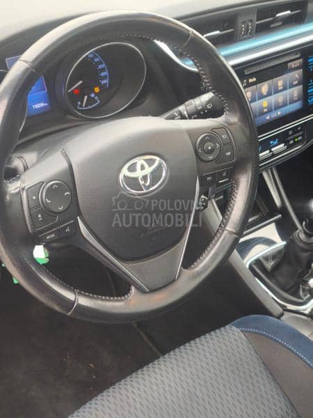 Toyota Auris 1.2 T Sport