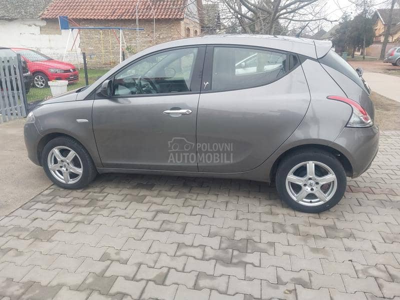 Lancia Ypsilon 13mjtd