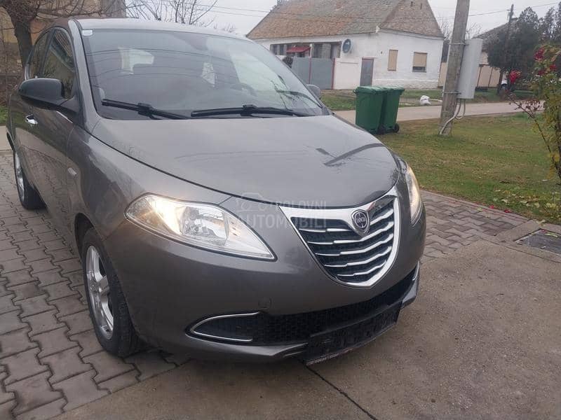 Lancia Ypsilon 13mjtd